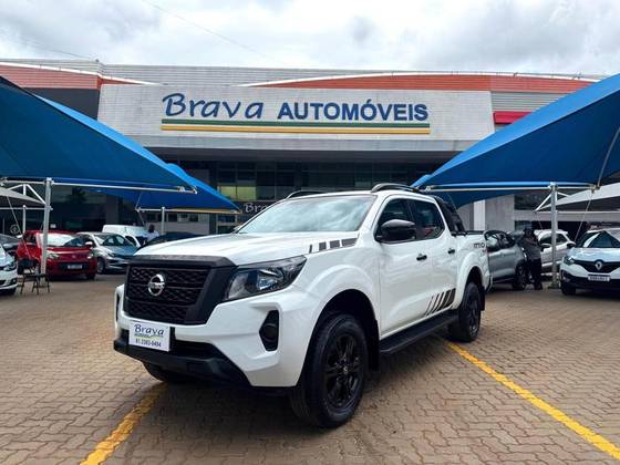 NISSAN FRONTIER 2.3 16V TURBO DIESEL ATTACK CD 4X4 AUTOMÁTICO